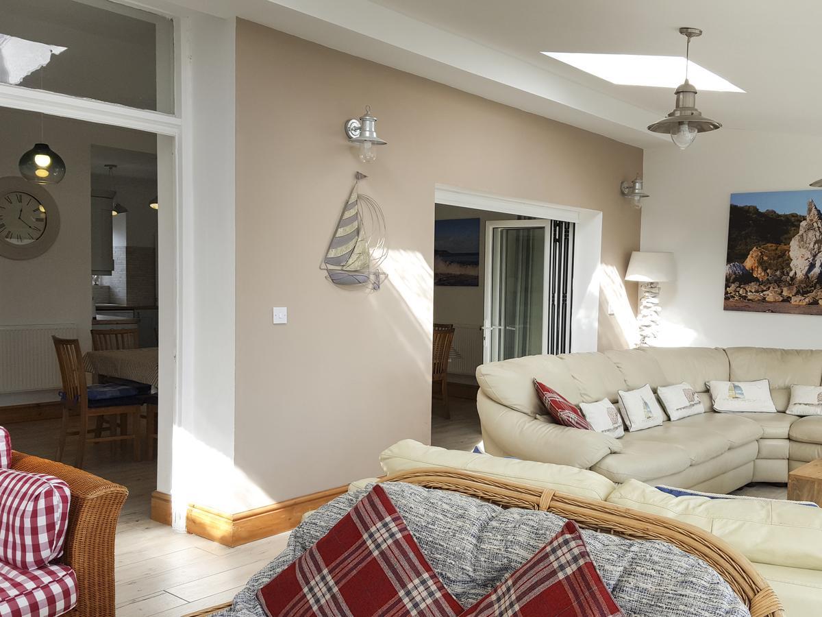 Villa Angorfa Cemaes Bay Exterior foto