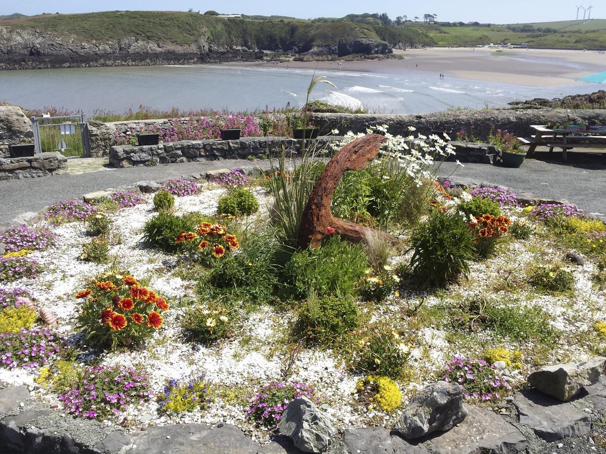 Villa Angorfa Cemaes Bay Exterior foto