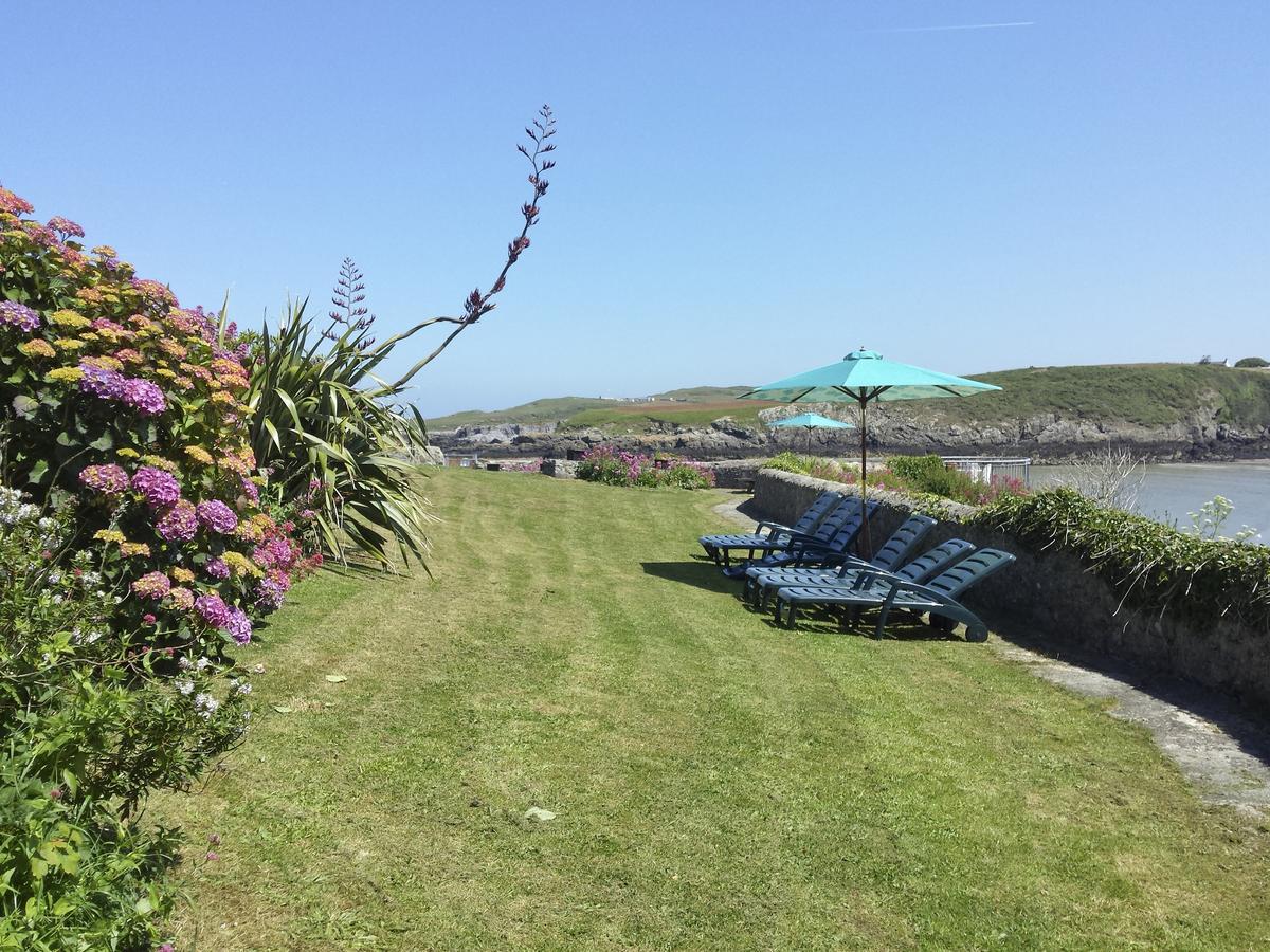 Villa Angorfa Cemaes Bay Exterior foto